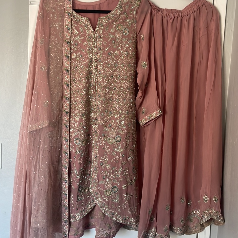 Pakistani or Indian 3 piece suit set outfit party wear outfit